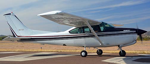 Cessna R182 Skylane II RG N4773T, Copperstate Fly-in, October 26, 2013